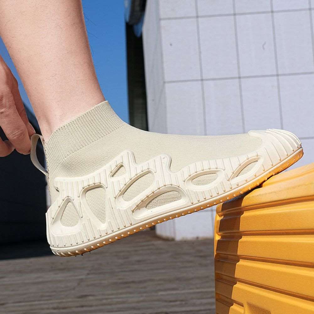 Women's Falcon Barefoot Sneakers