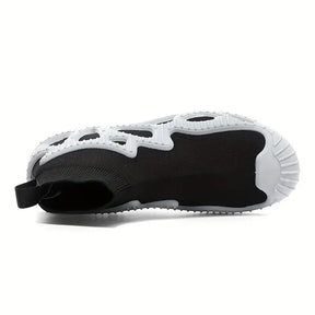 Women's Falcon Barefoot Sneakers